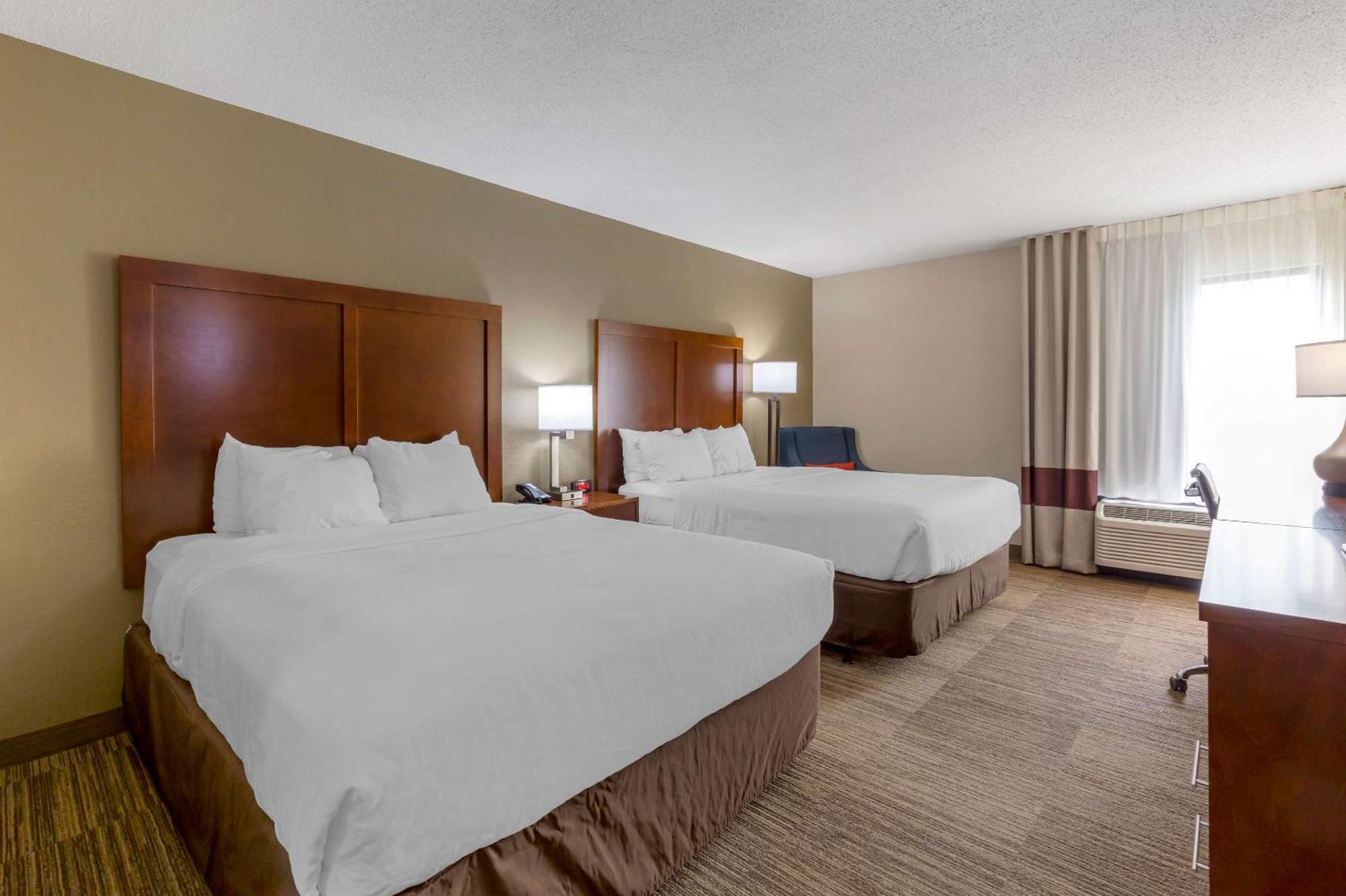 Comfort Inn University Durham - Chapel Hill Екстериор снимка