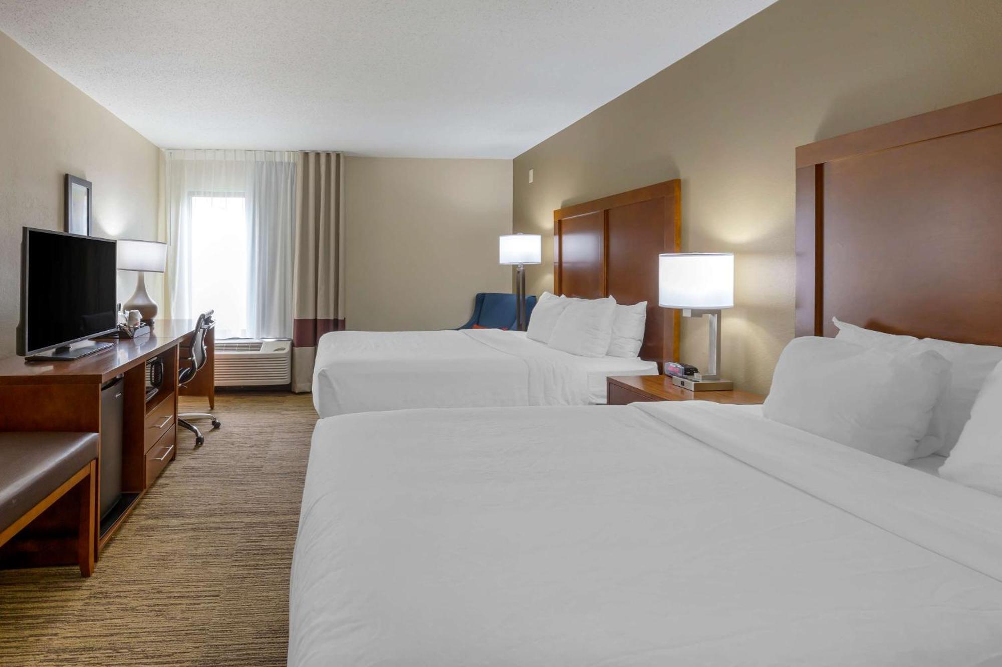 Comfort Inn University Durham - Chapel Hill Екстериор снимка