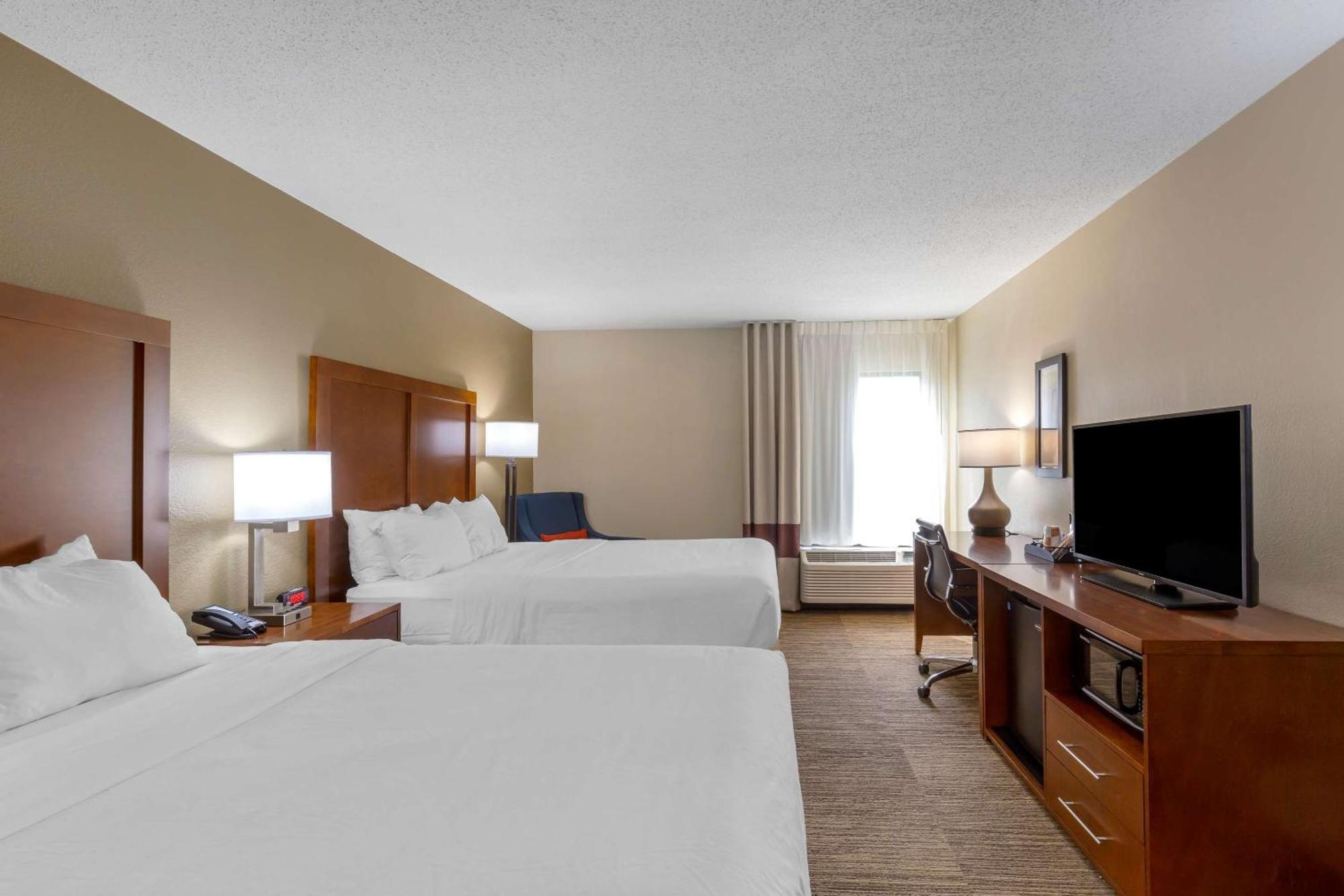 Comfort Inn University Durham - Chapel Hill Екстериор снимка